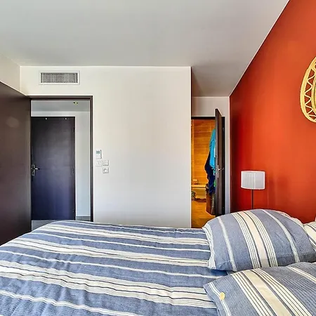 Lovely 4-bedroom Family In Appartement