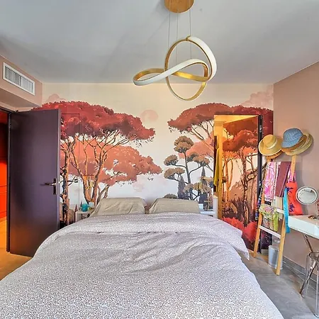 Appartement Lovely 4-bedroom Family In *